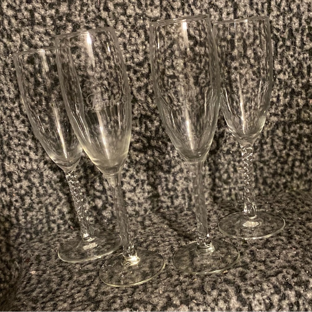 Elegant Clear Champagne Flutes